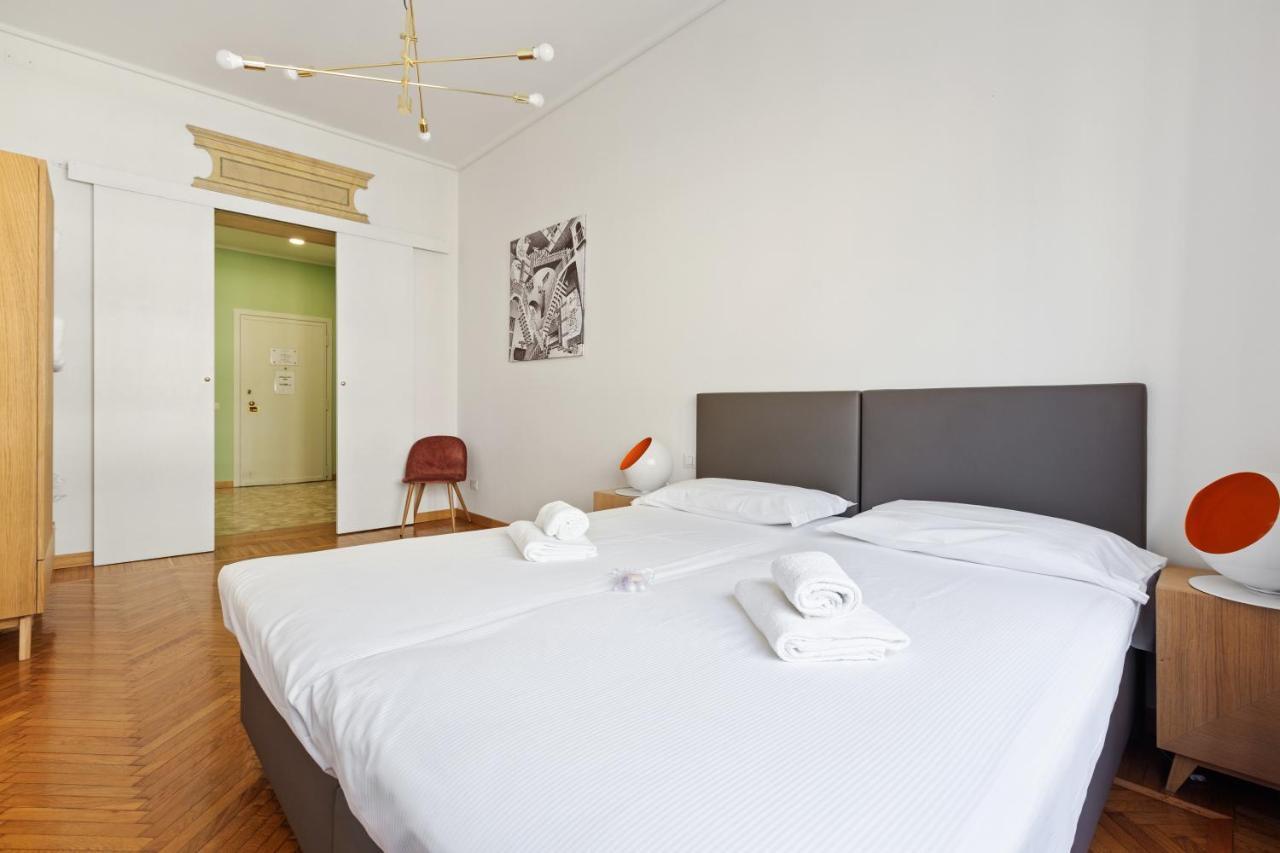Roomy Apartment Duomo & San Babila Milán Exterior foto